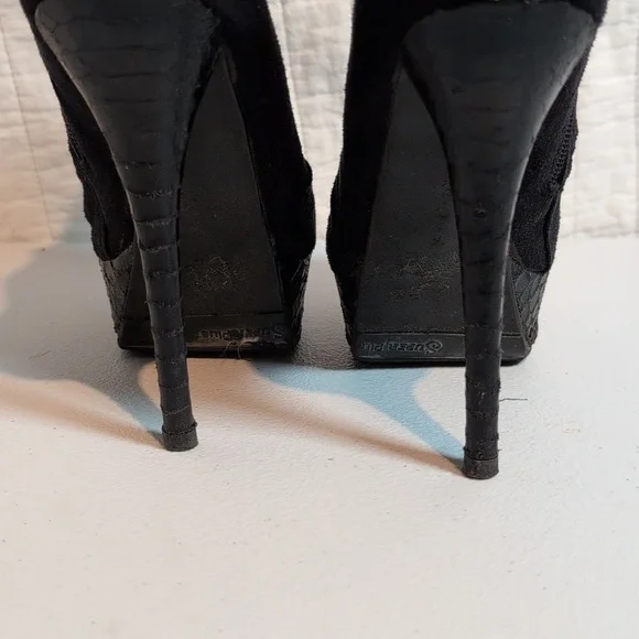 Call It Spring Snakeskin Platform Booties - Picture 2 of 7